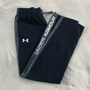 Under Armour Boys Black Sweatpants Youth Large